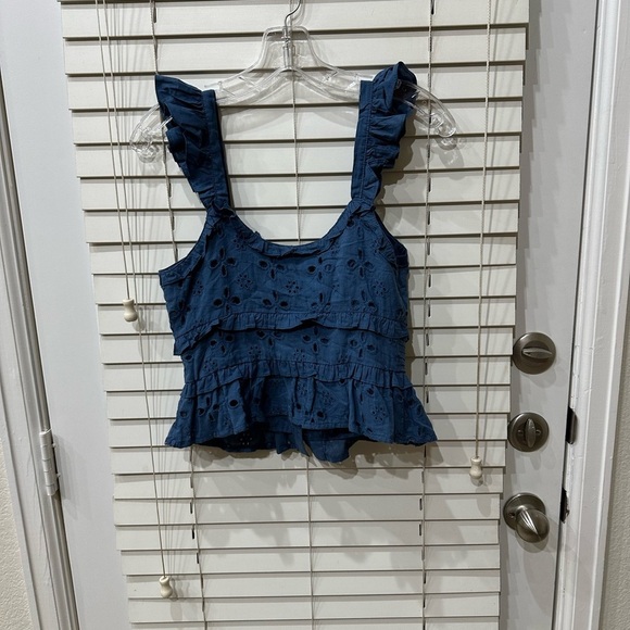 NWT Pinch Ruffle eyelet Tank - Picture 2 of 7